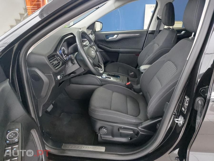 Ford Kuga 2.5 PHEV Titanium