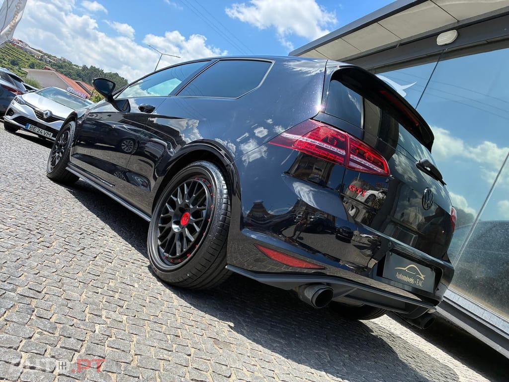 Volkswagen Golf 2.0 TSi GTi DSG Performance