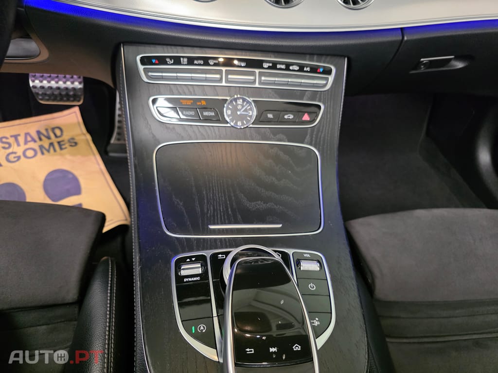 Mercedes-Benz E 220 d Cabrio AMG Line 9G-Tronic