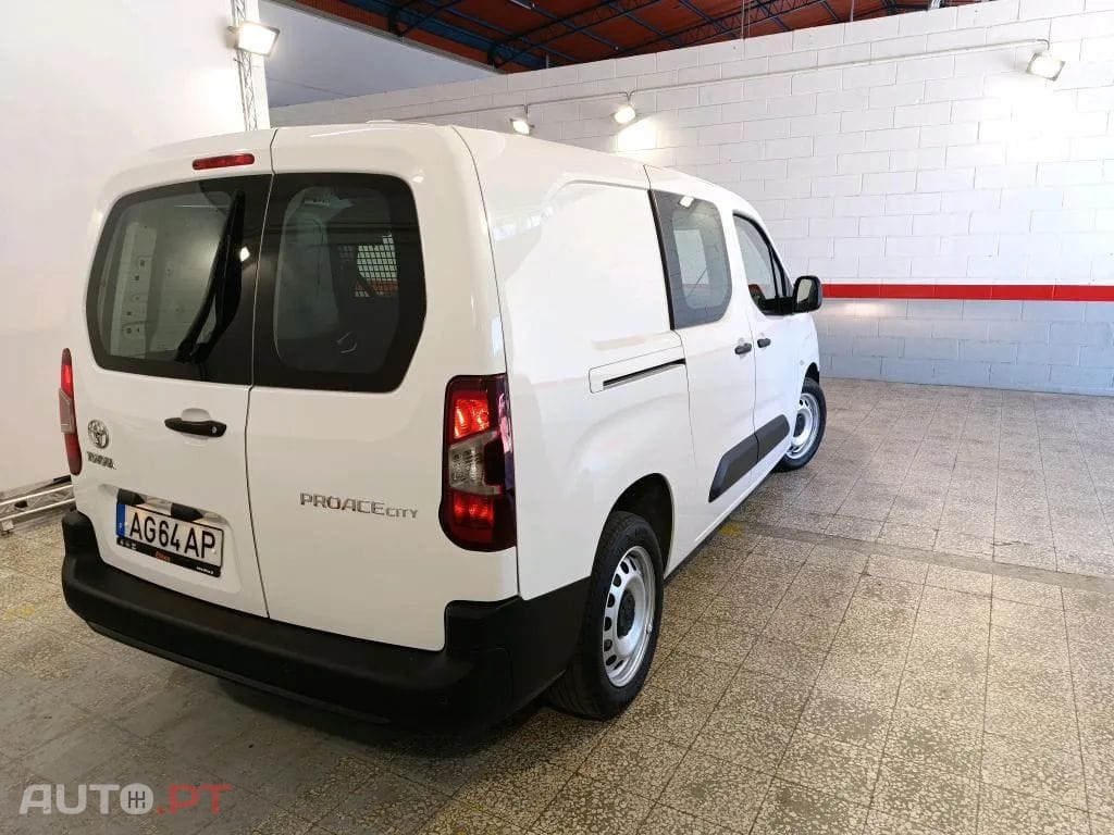 Toyota Proace City 1.5D L2 Comfort Plus