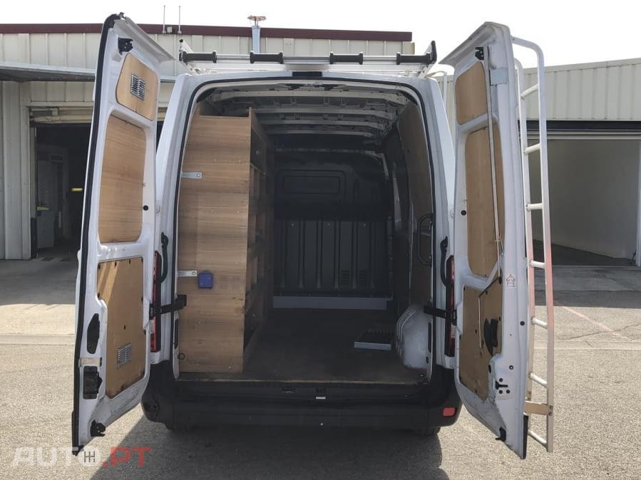 Renault Master 2.3 dCi L2H2 3.3T