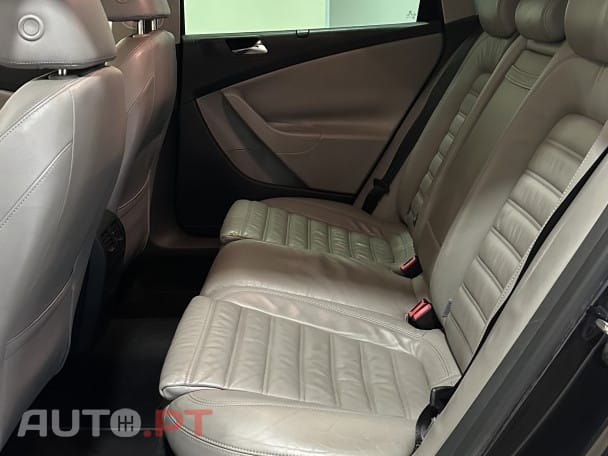 Volkswagen Passat Variant 2.0 TDi Highline DSG