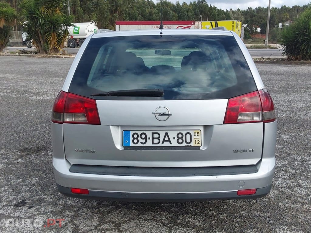 Opel Vectra Caravan 1.9 CDTi Comfort