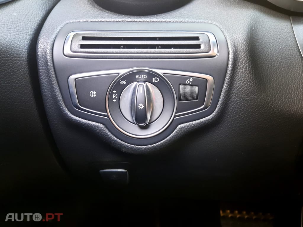 Mercedes-Benz C 300 de AMG Line