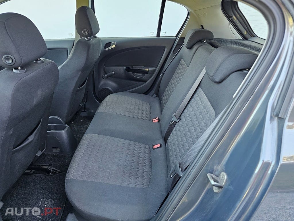 Opel Corsa 1.2 16V EcoFLEX Easytronic Color Elegance