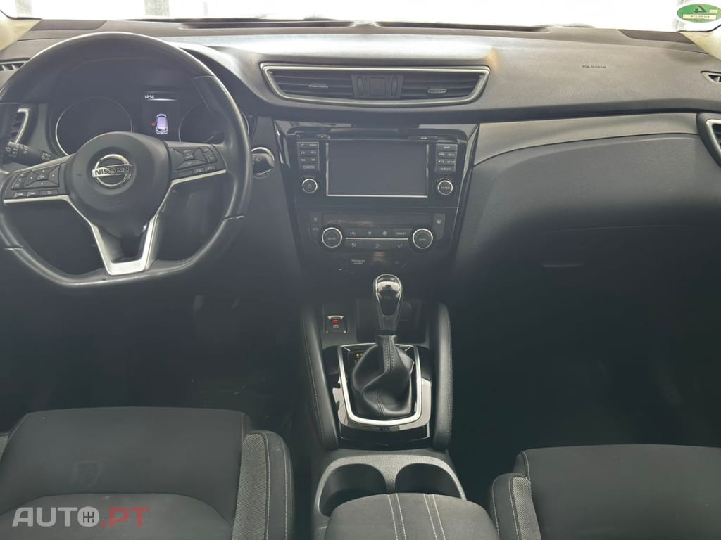 Nissan Qashqai 1.2 DIG-T N-Connecta 18 Xtronic