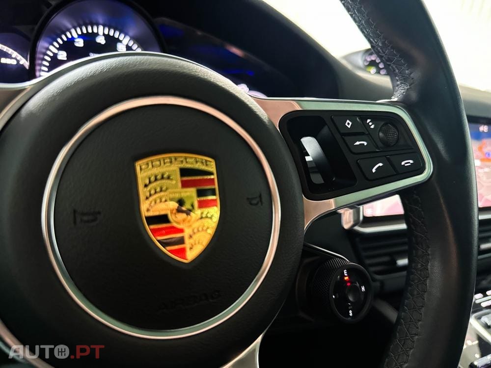 Porsche Cayenne E-Hybrid Platinum Edition