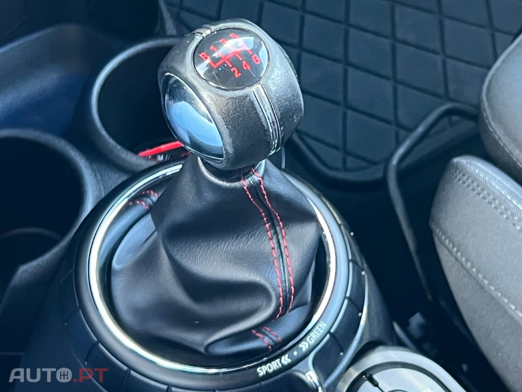 MINI Cooper Cooper D