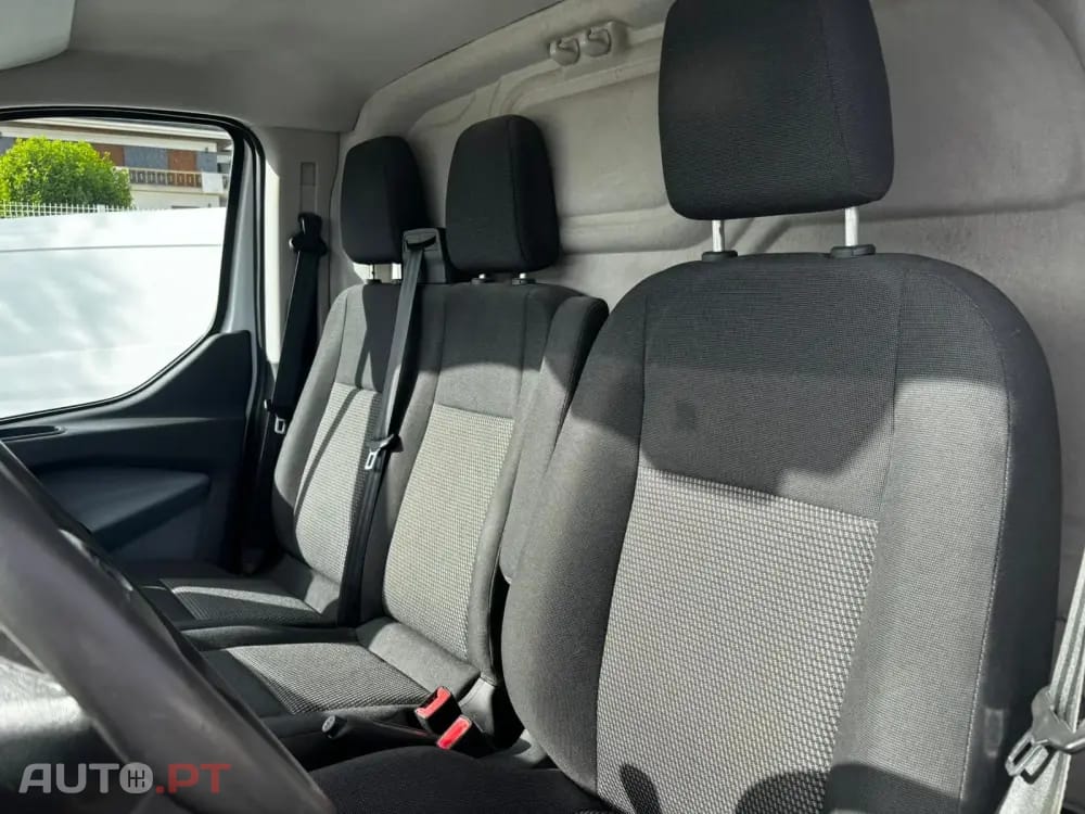 Ford Transit Custom 260L1 2.0 TDCi H1-Tecto Baixo Ambiente