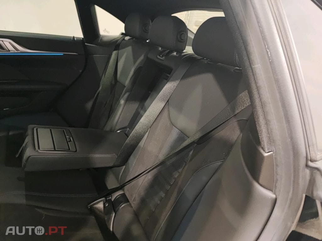 BMW i4 eDrive40 Desportiva M