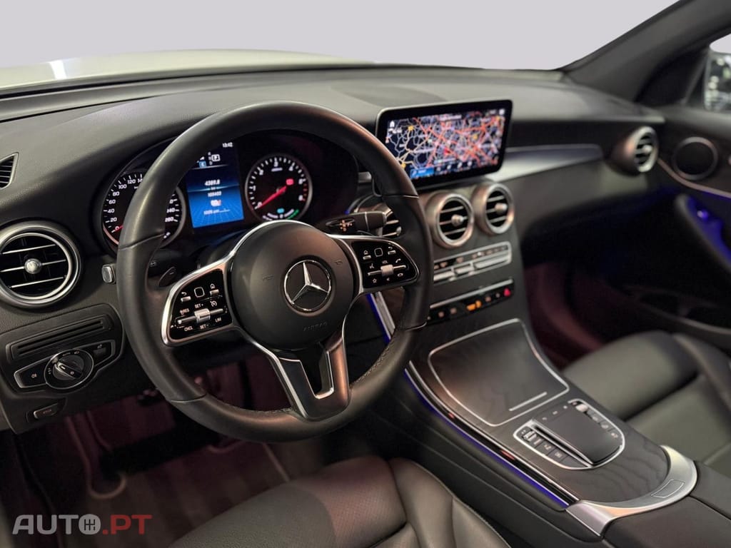 Mercedes-Benz GLC 300 de 4M I.V.A DEDUTÍVEL 