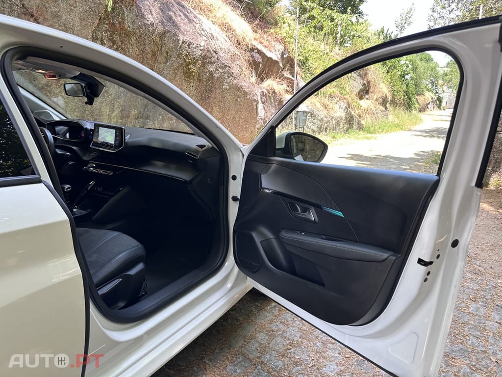 Peugeot 208 1.5 BlueHDi Allure Pack