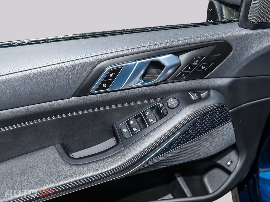 BMW X5 xDrive45e M Sport I.V.A DEDUTÍVEL 