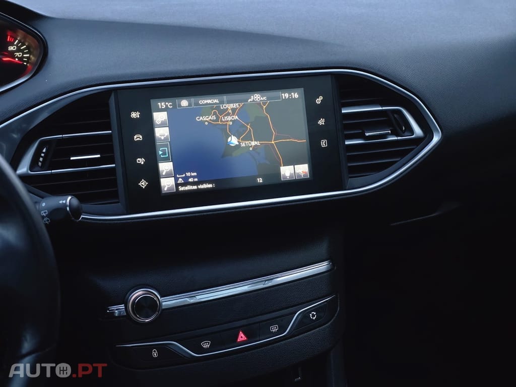 Peugeot 308 1.6 BlueHDi Allure J17