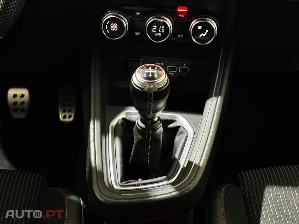 Renault Clio 1.0 TCe RS Line