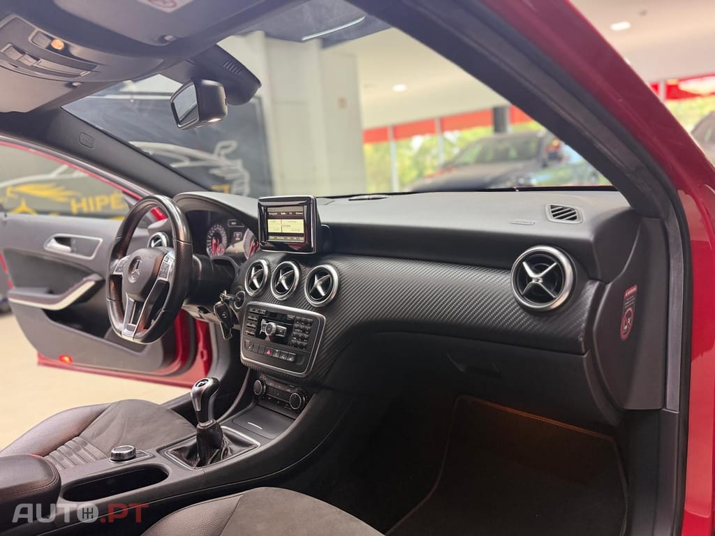 Mercedes-Benz A 180 Dynamic Edition