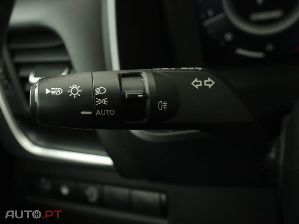 Nissan Qashqai Qashqai 1.3 DIG-T N-Connecta LED Xtronic