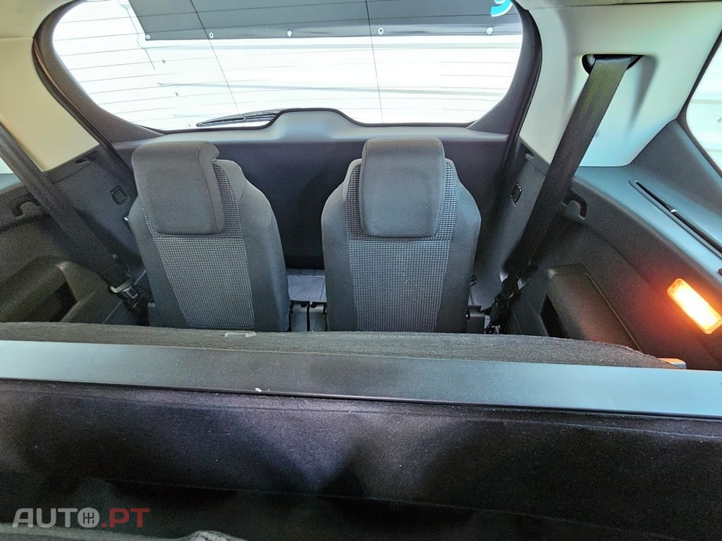 Peugeot 5008 1.6 HDi Premium