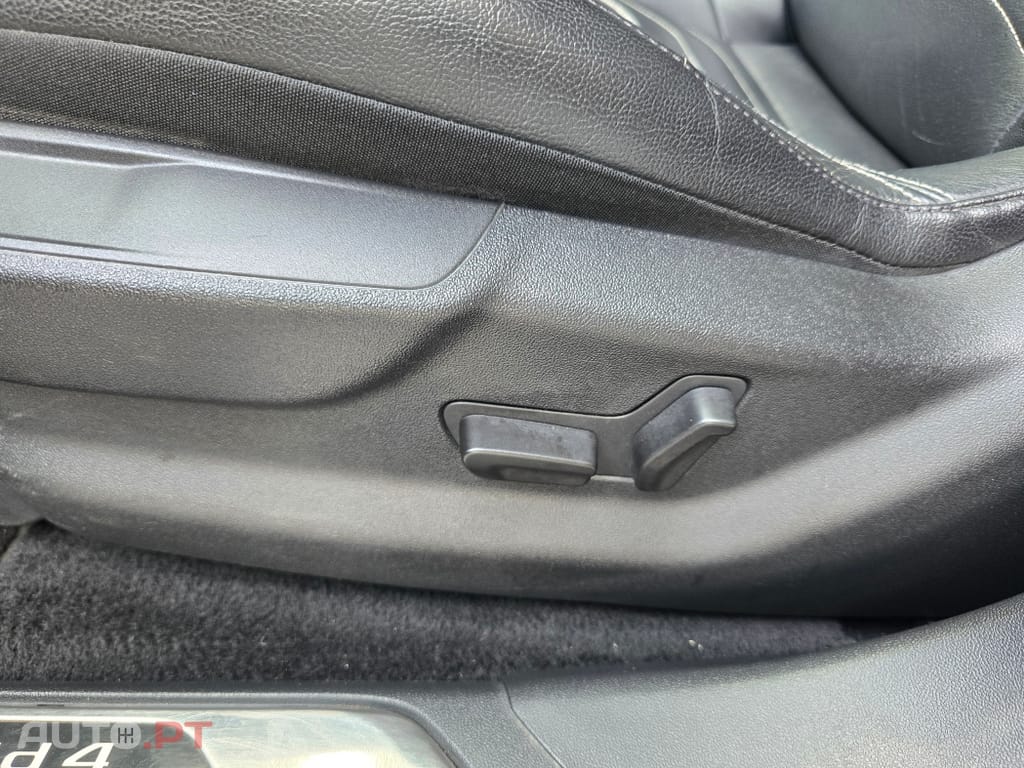 Citroen DS5 2.0 HDi Hybrid4 Sport Chic CMP6