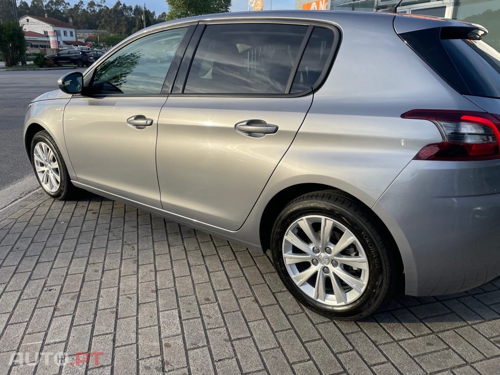 Peugeot 308 1.5 BlueHDi Style
