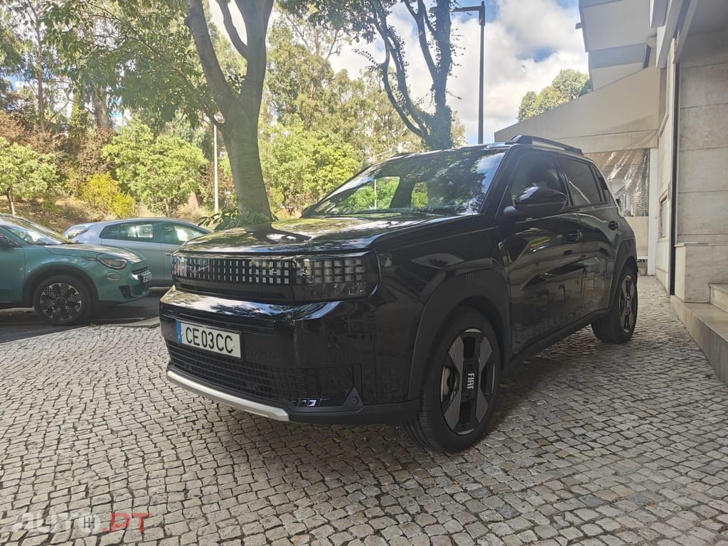 Fiat Grande Panda 1.2 Hybrid La Prima eDCT