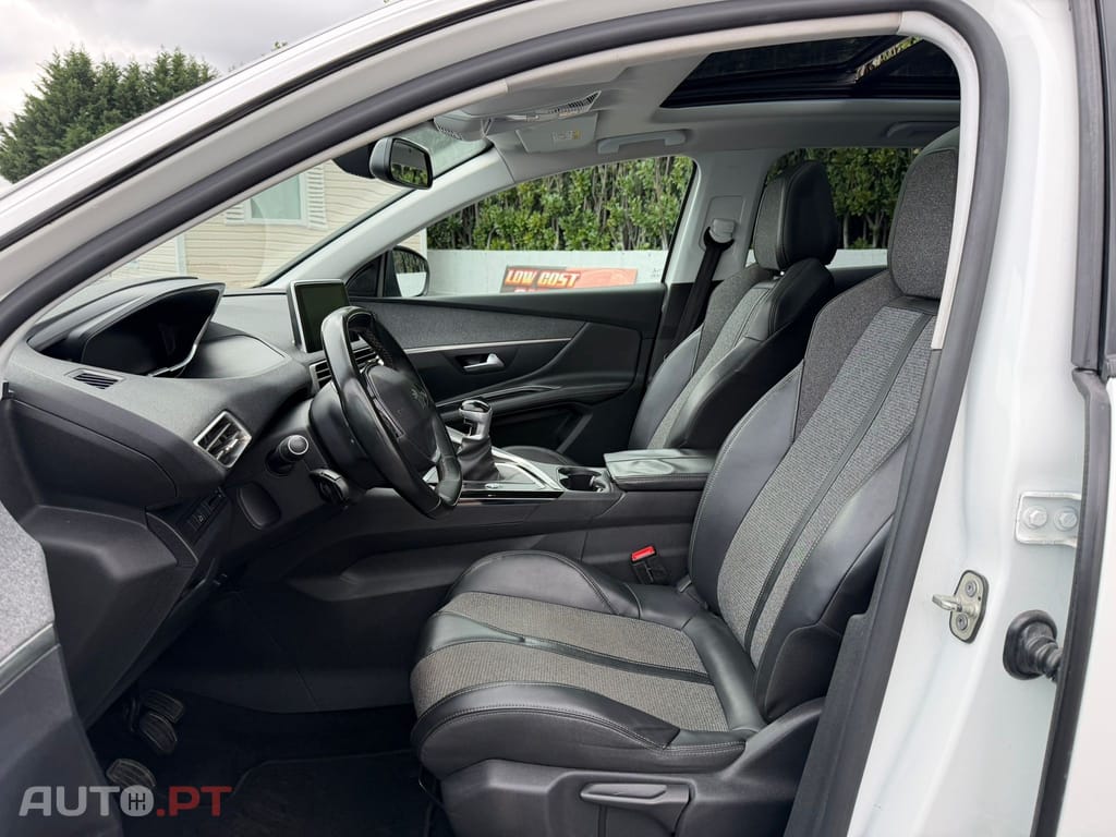 Peugeot 3008 1.2 PureTech Allure