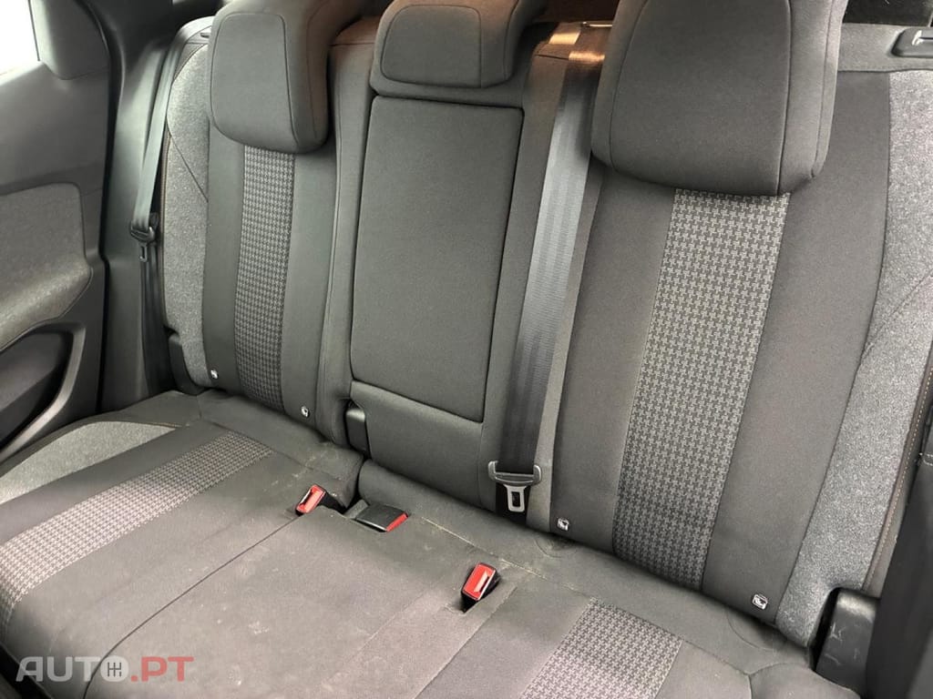 Peugeot 3008 1.5 BlueHDi Active Pack