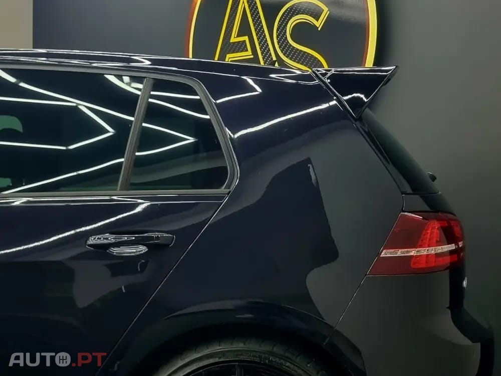Volkswagen Golf VII GTI PERFORMANCE