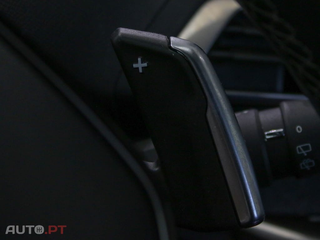Peugeot 3008 1.2 PureTech Allure Pack EAT8