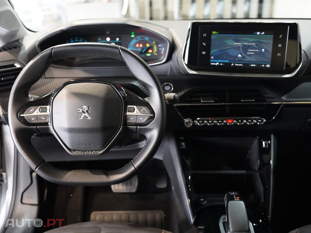 Peugeot E-208 50 kWh Active