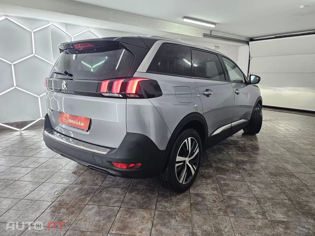 Peugeot 5008 1.5 BlueHDi Allure Baixo Consumo