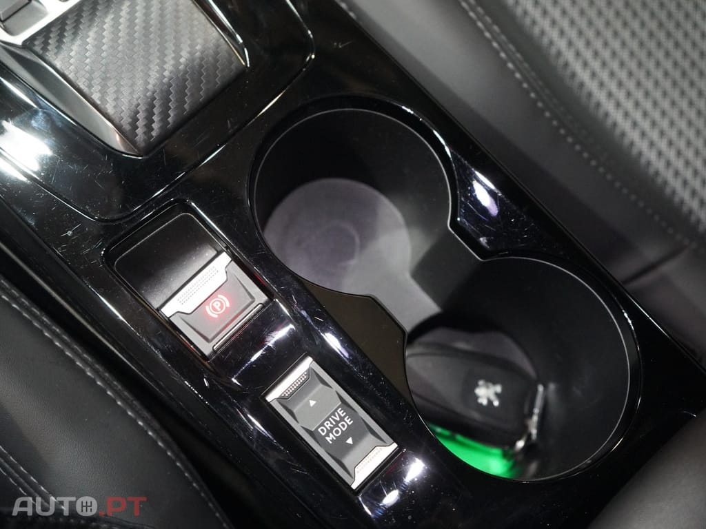 Peugeot E-208 50 kWh GT