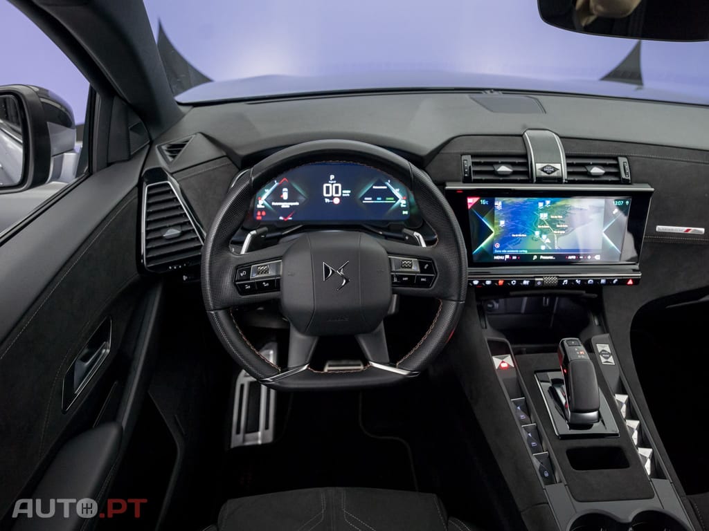 DS DS7 Crossback E-Tense Performance Line EAT8