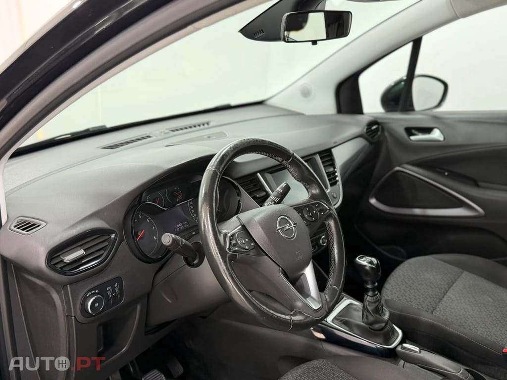 Opel Crossland 1.2 T Business