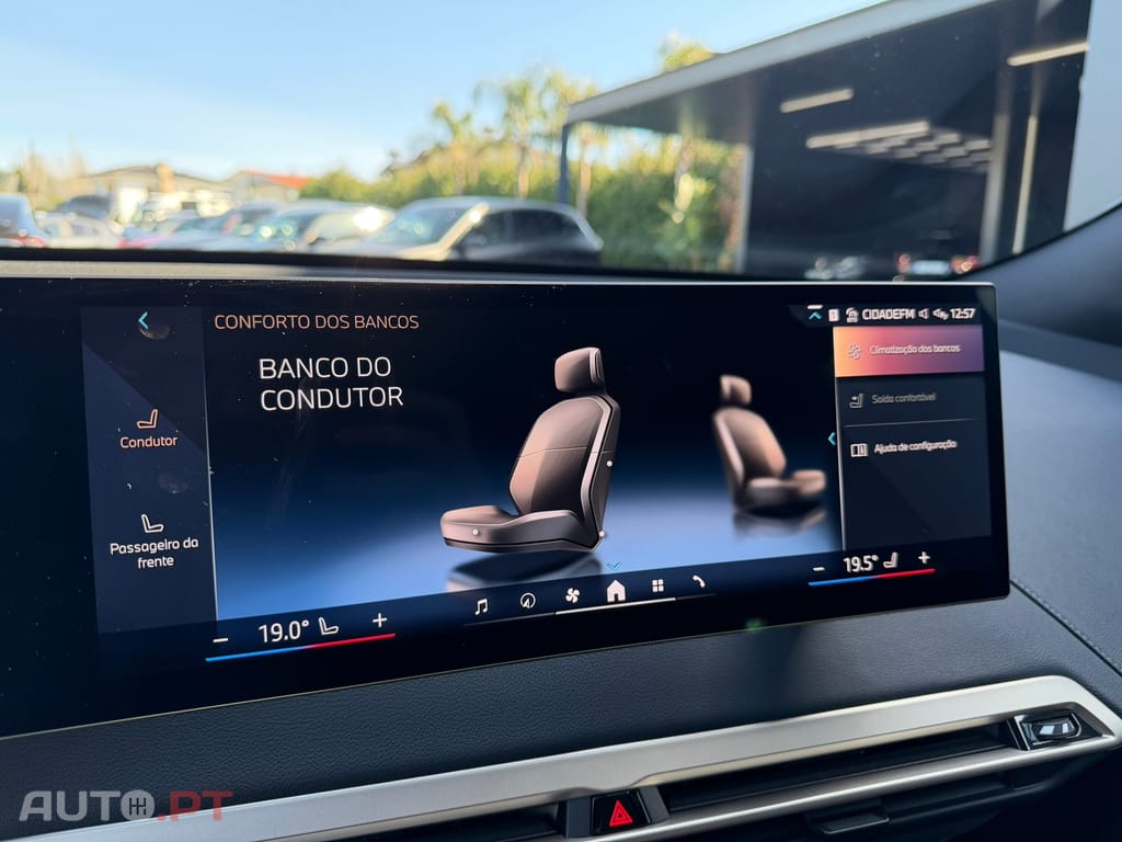 BMW iX xDrive 40 Pack Desportivo