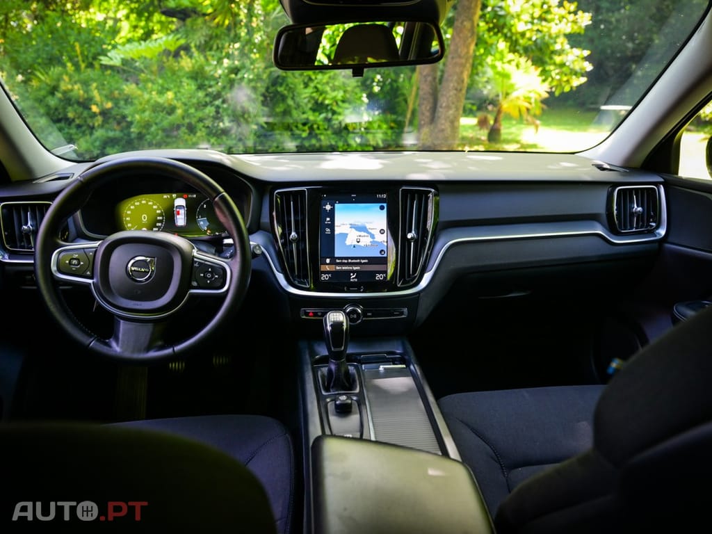 Volvo V60 2.0 D3 Momentum