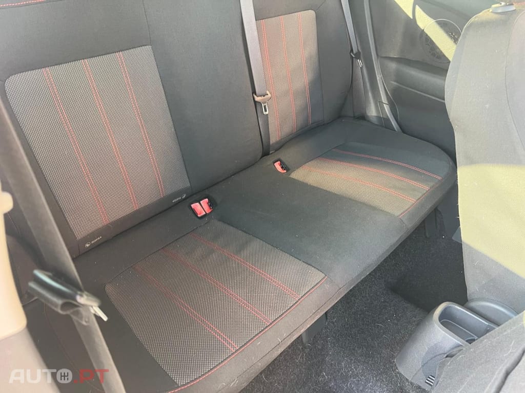 Opel Corsa 1.2 Black Edition