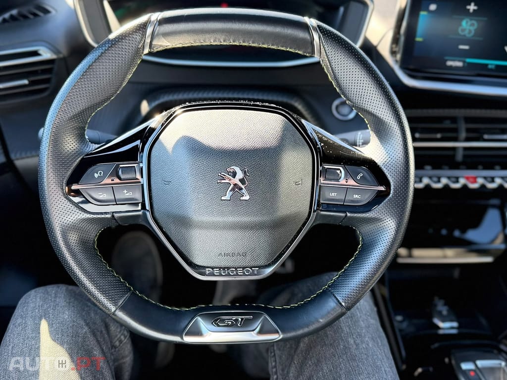 Peugeot E-208 50 kWh GT
