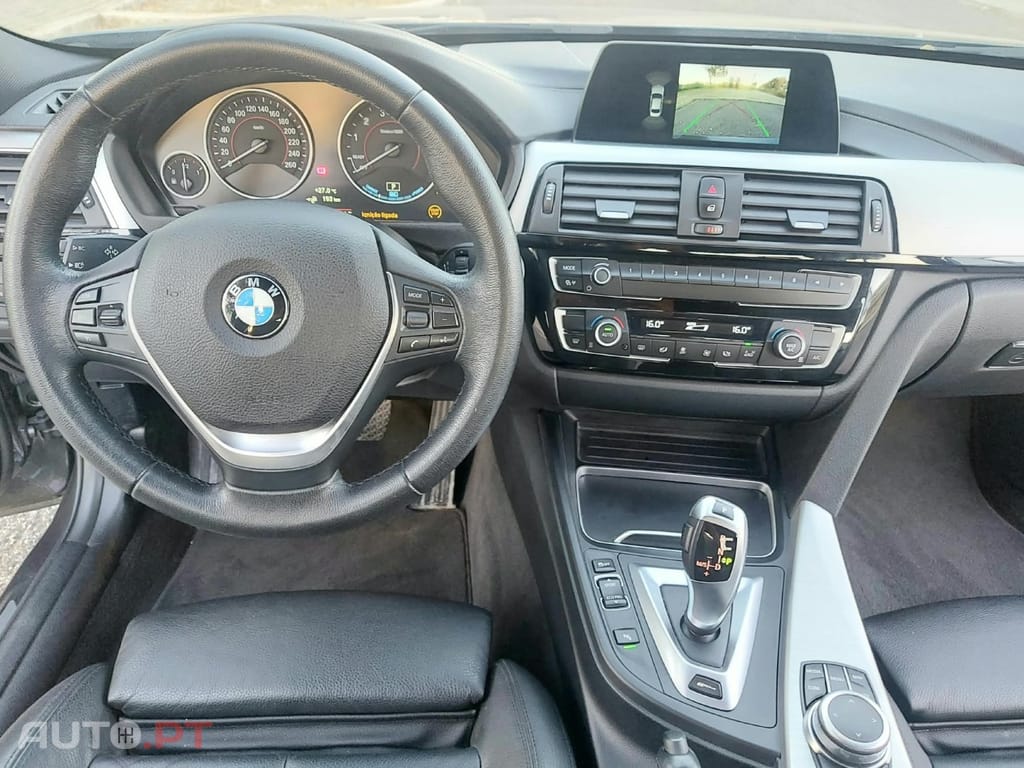 BMW 330 e iPerformance Line Luxury