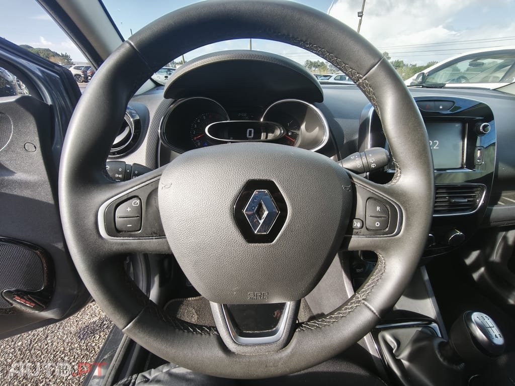 Renault Clio 0.9 TCE Limited Bi-Fuel