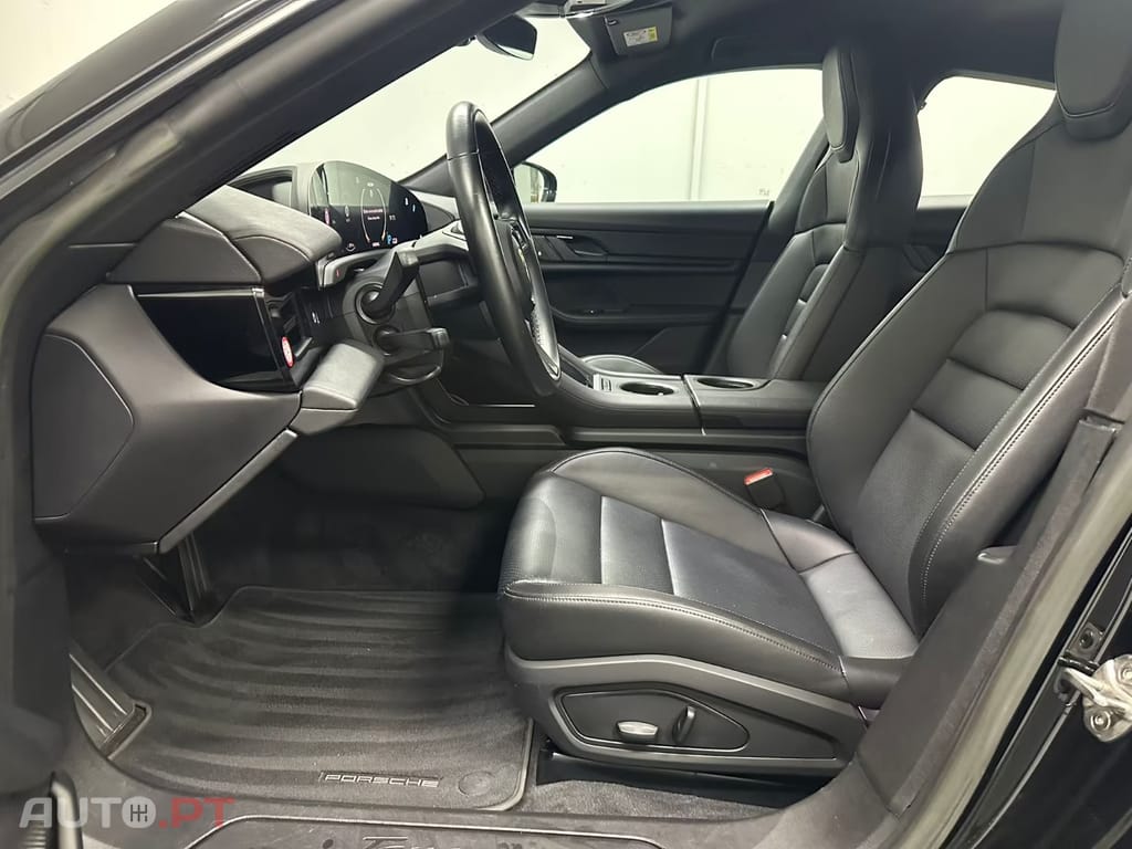 Porsche Taycan Sport