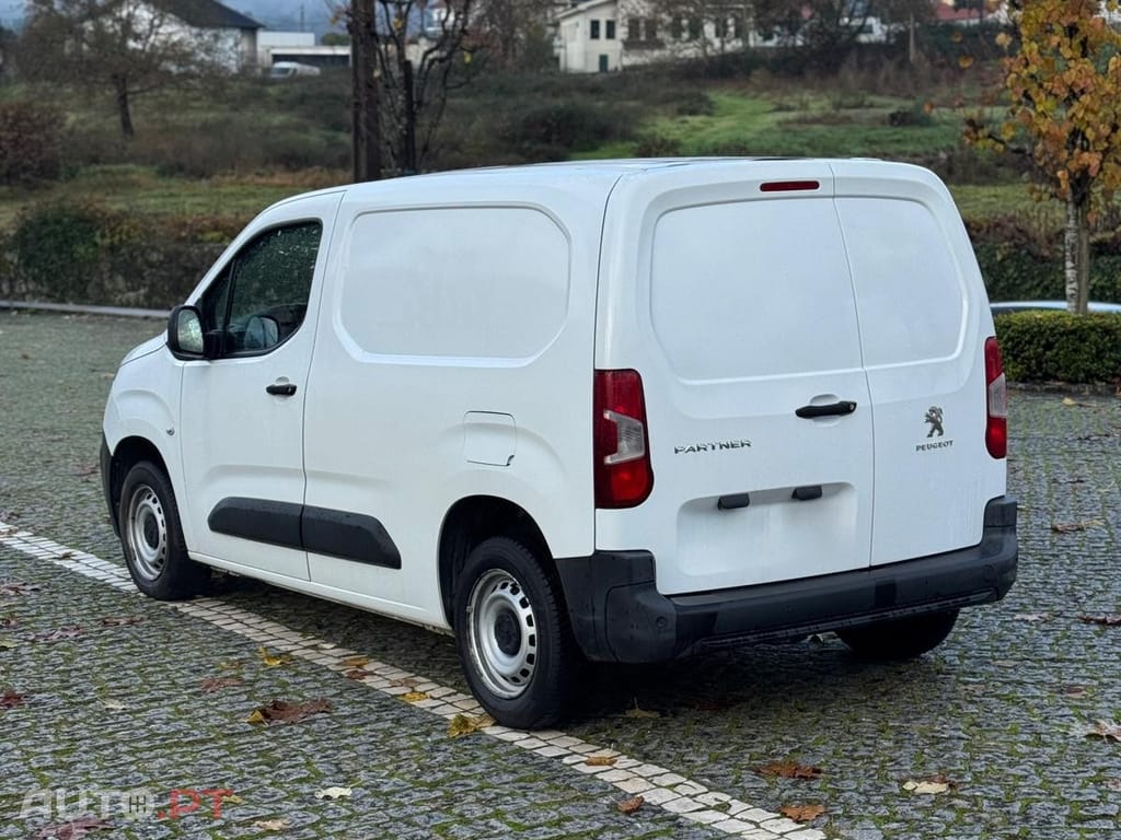 Peugeot Partner 1.5 BlueHDi Premium Standard