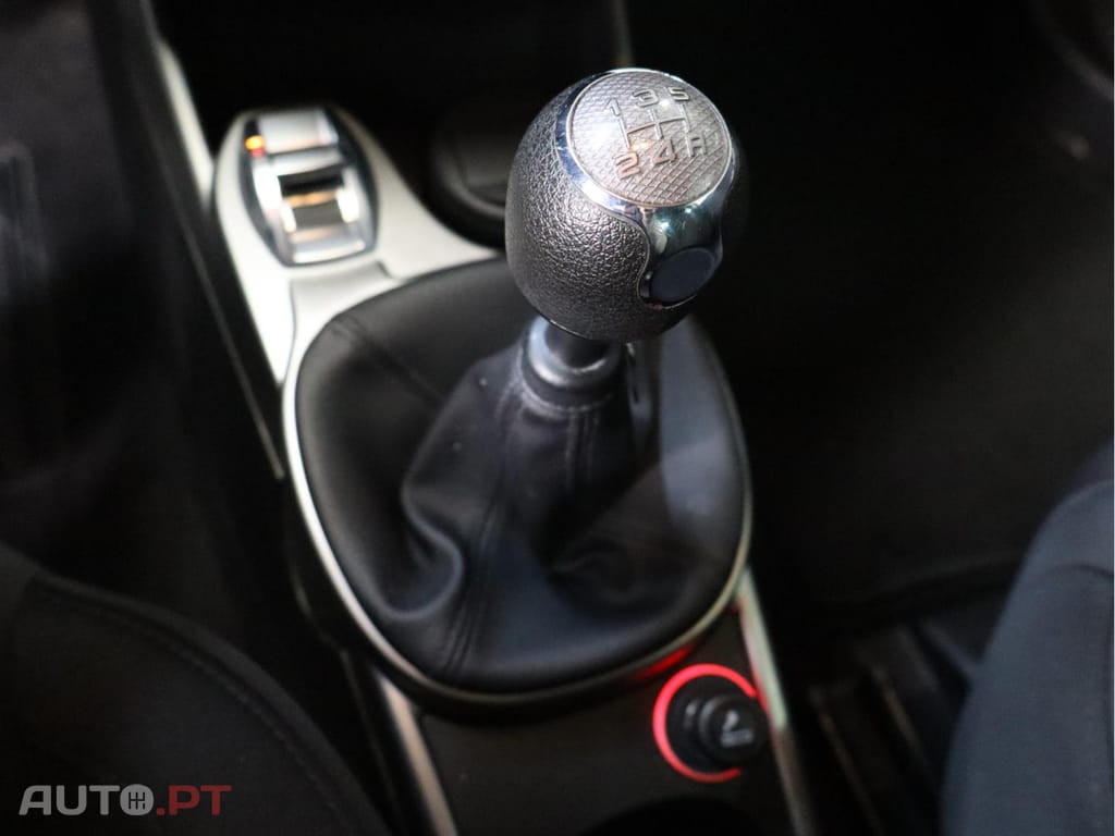 Alfa Romeo Mito 1.3 JTDM-  Urban