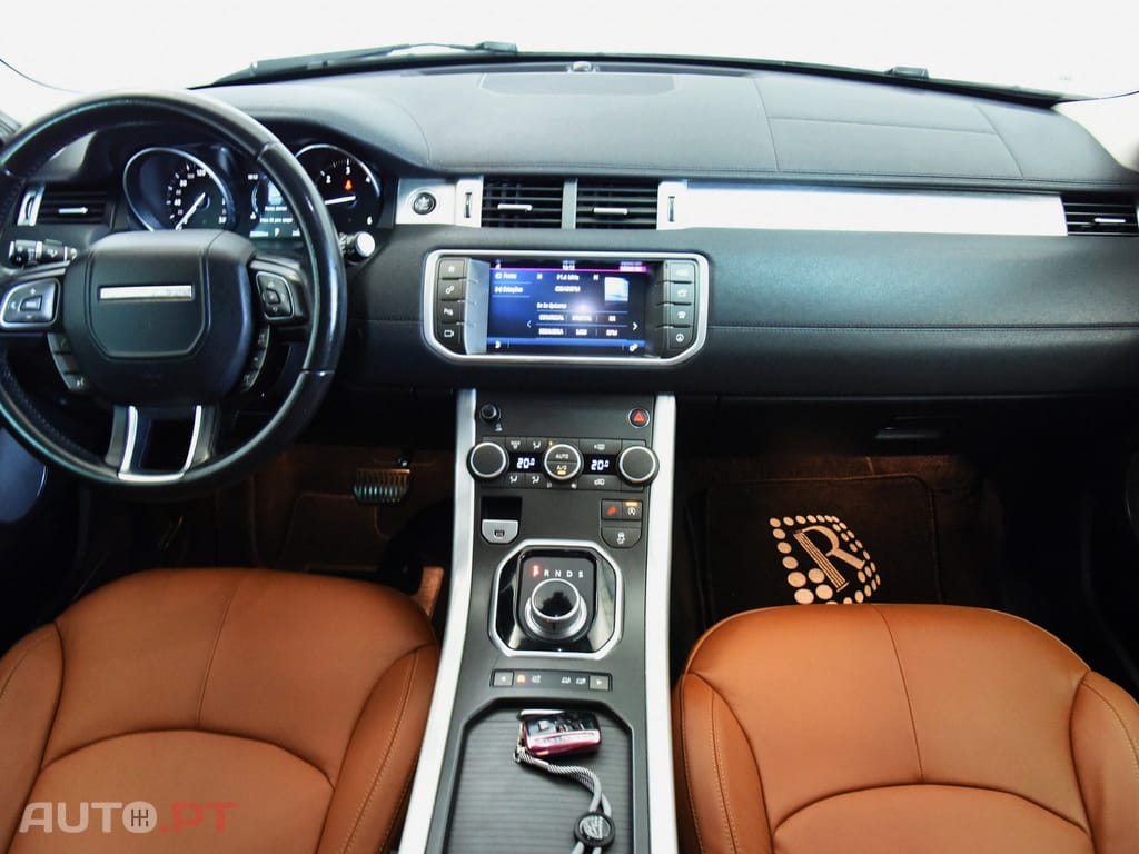 Land Rover Evoque 2.0 TD4 SE Dynamic Auto — fotografia 21