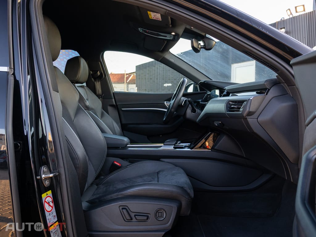 Audi E-Tron 55 quattro S line