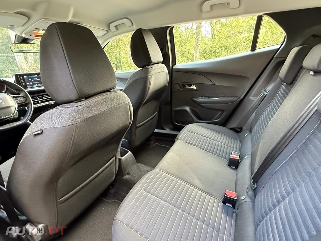 Peugeot 2008 PureTech 100 Active