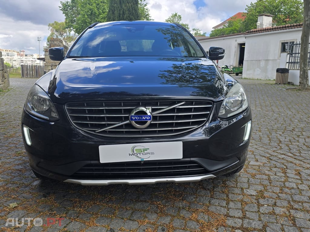 Volvo XC60 2.0 D4 Momentum Geartronic