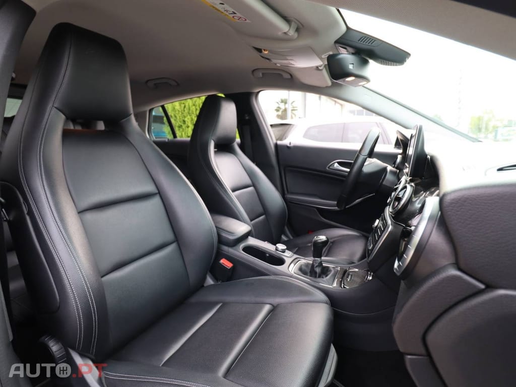 Mercedes-Benz CLA 180 d Shooting Brake
