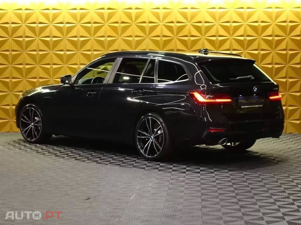 BMW 320 e Line Sport Auto