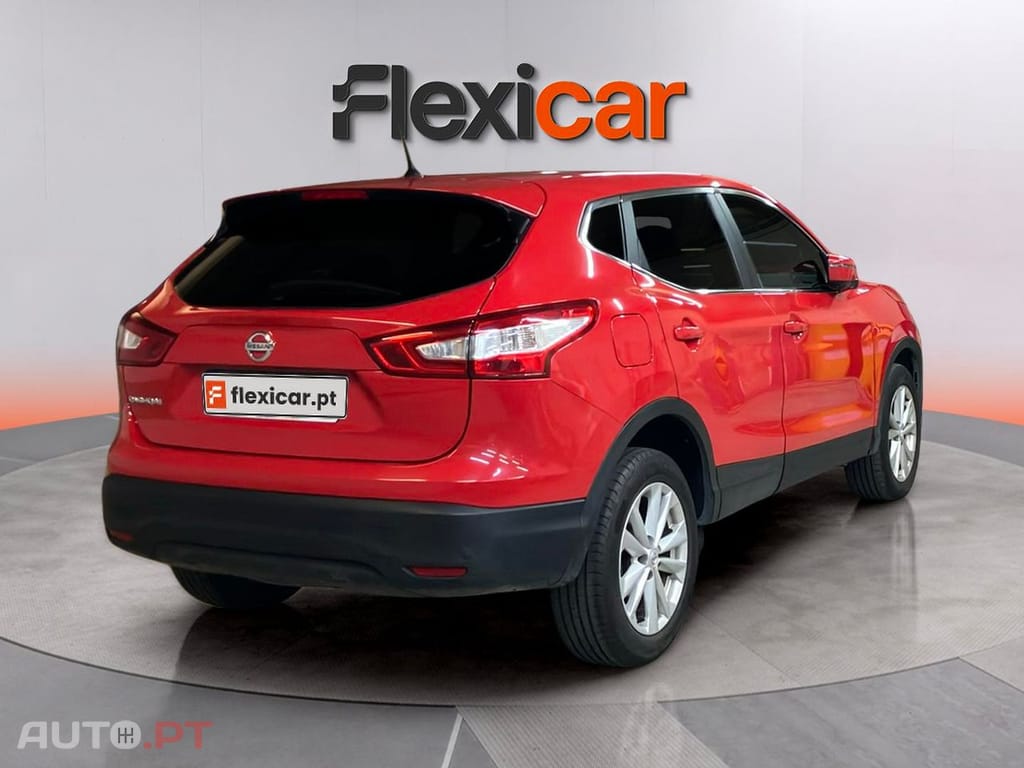 Nissan Qashqai 1.6 dCi N-Connecta J18